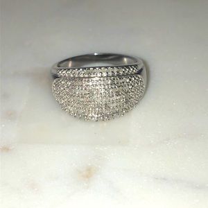 925 silver ring with diamonds